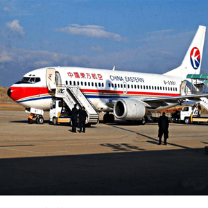 五台山机场货运航空快运业稳步发展的原因是什么？